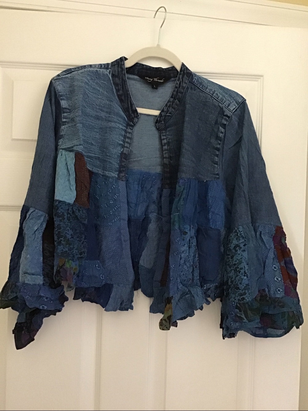 YOUNG THREADS NWT Kimono Blue Denim Patch Size Large Xlarge - Picture 2 of 2